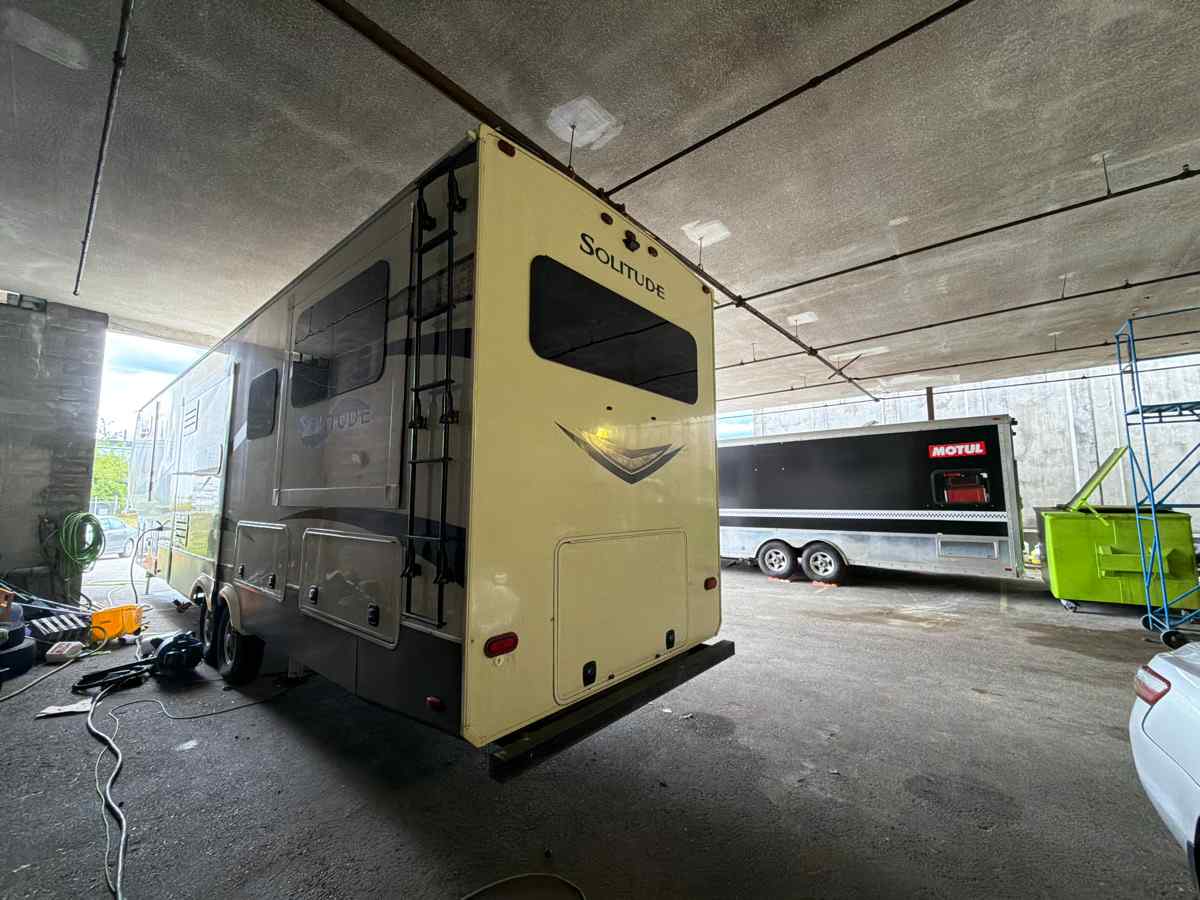 2018 Grand Design Solitude ST375RES - Image 5