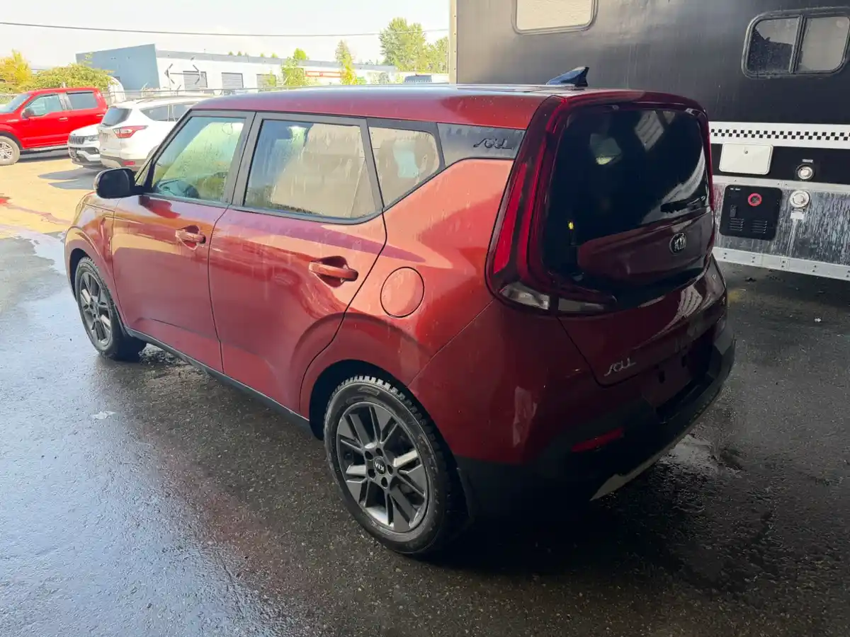 2021 Kia Soul EX - Image 4