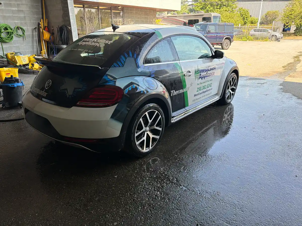 2018 Volkswagen Beetle 2.0 T - Image 7