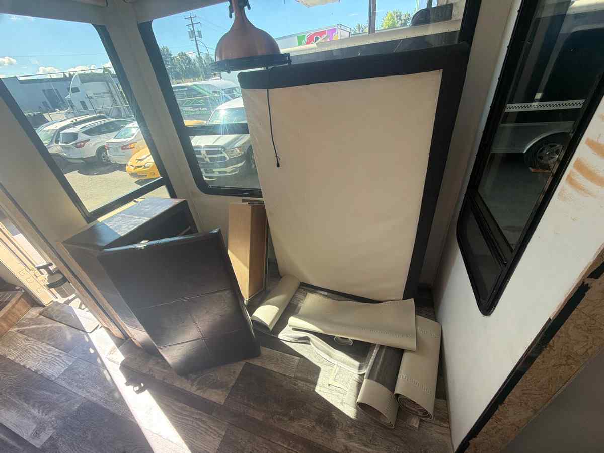 2018 Grand Design Solitude ST375RES - Image 65