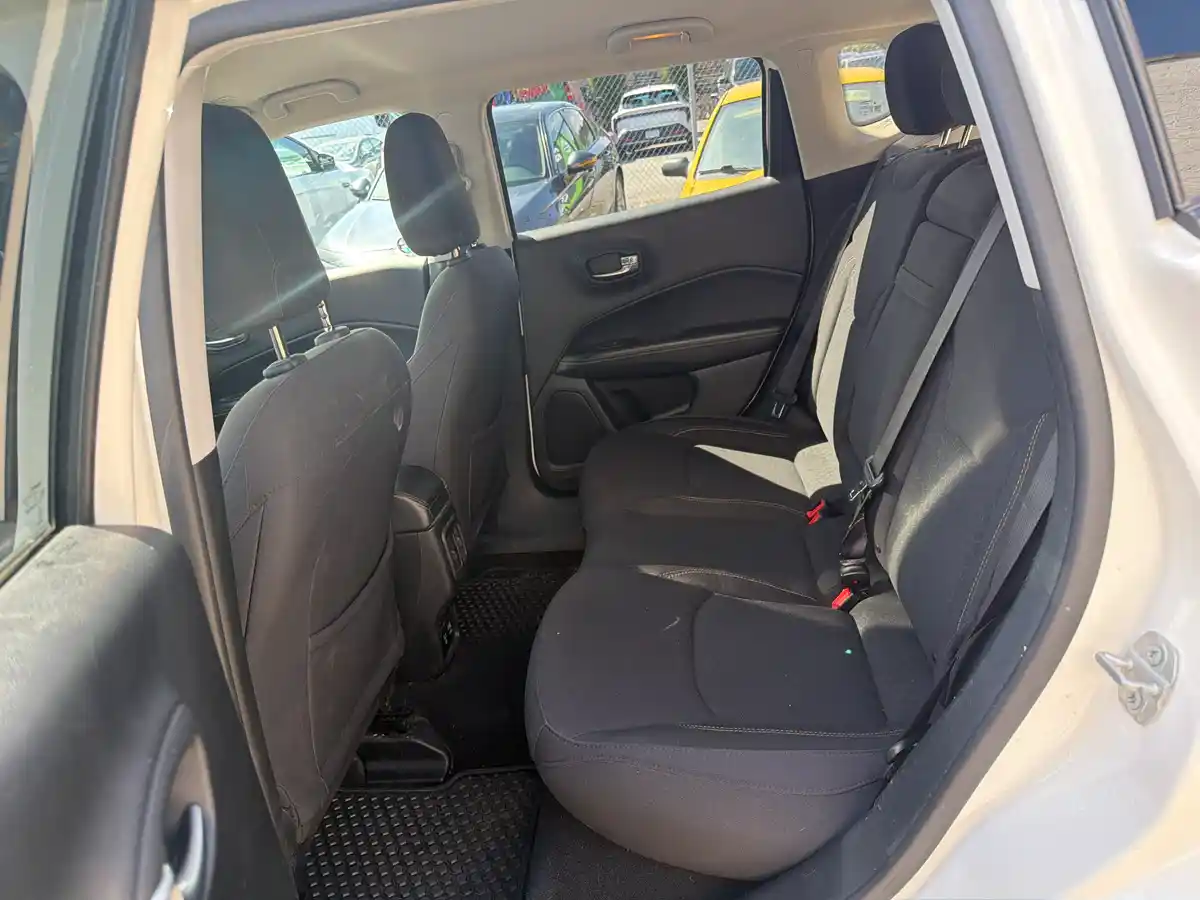 2019 Jeep Compass Sport - Image 14