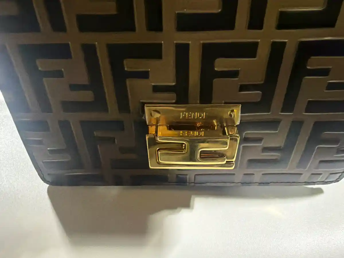Fendi Zucca FF Kan U Shoulder/Crossbody bag - Image 4