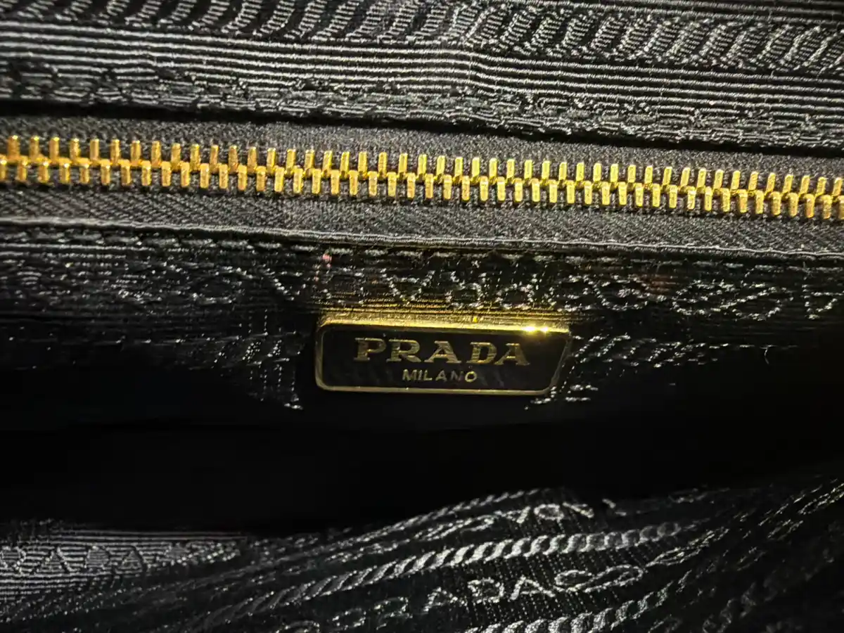 Prada Tessuto Nylon Saffiano Crossbody Bag Nero Black - Image 8