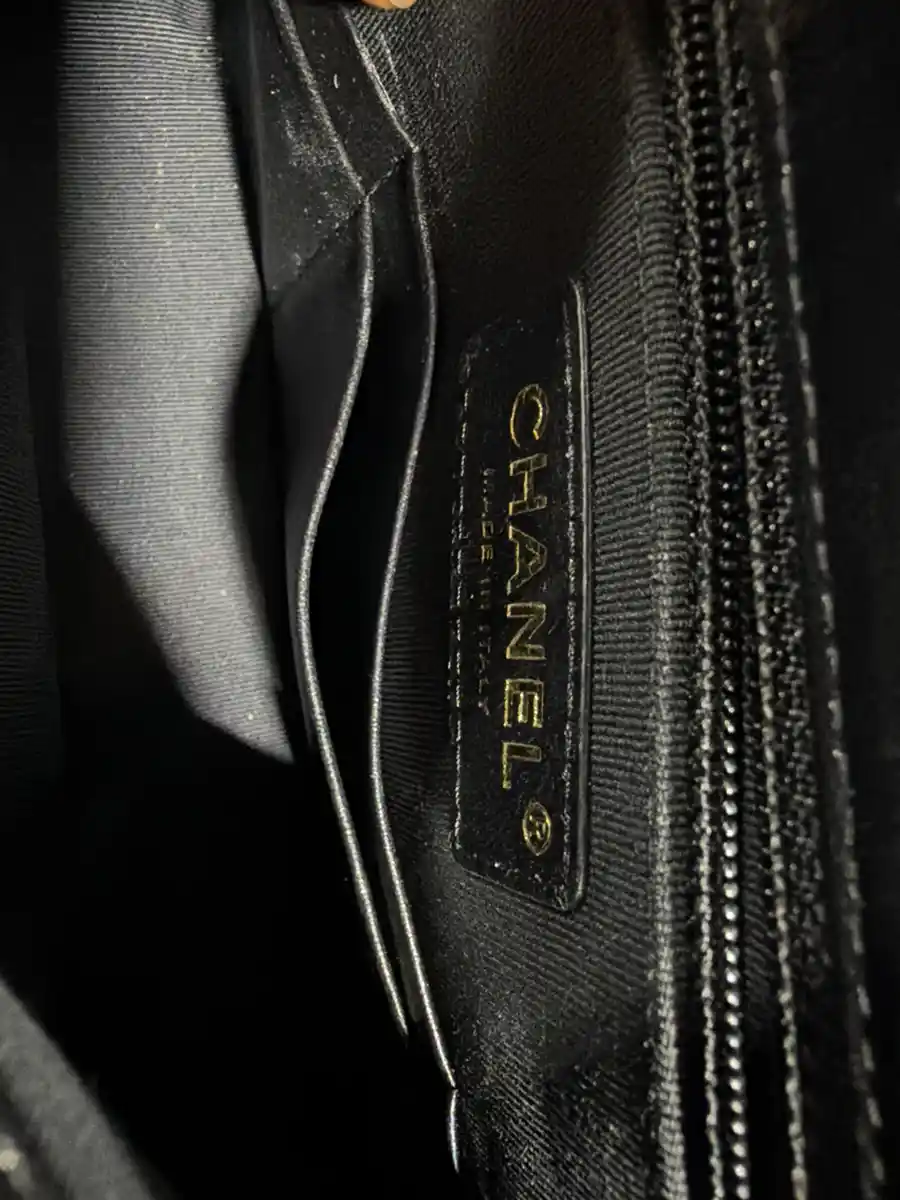 Chanel 23P Mini Flap Black Leather Bag Maxi - Image 7