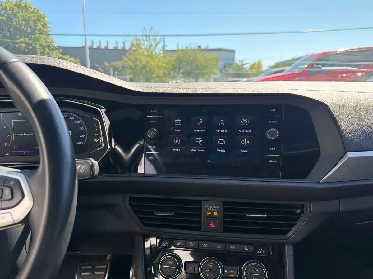 2023 Volkswagen Jetta Comfortline Sport - Image 11
