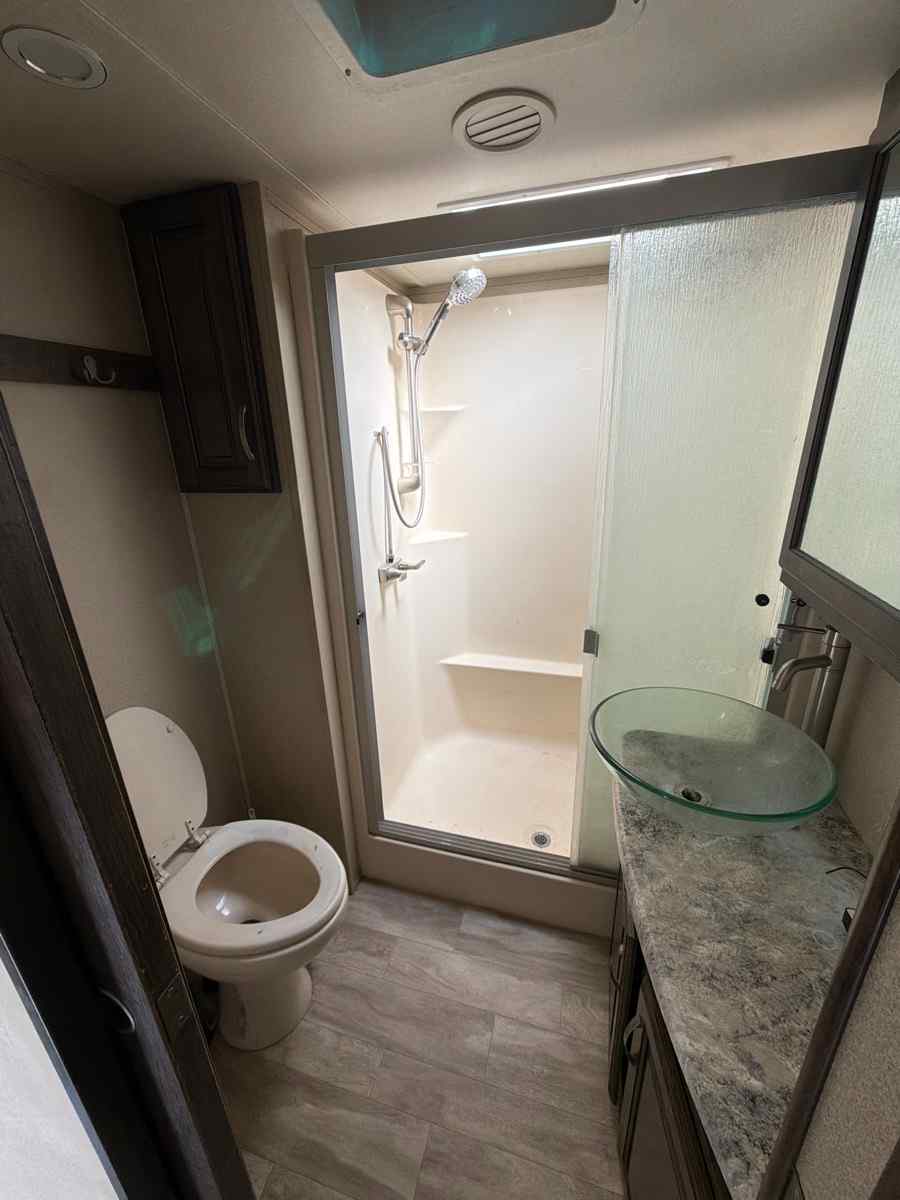 2018 Grand Design Solitude ST375RES - Image 24