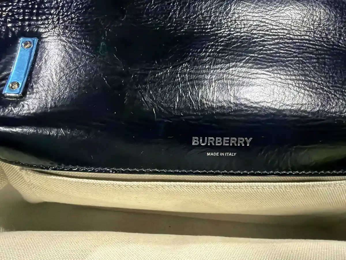 Burberry Small Lola Quilted Leather Shoulder Bag - Image 8
