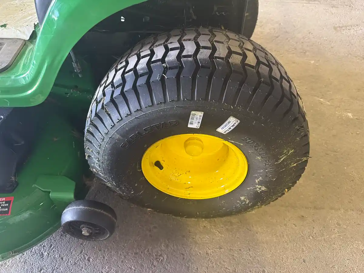 John Deere Ride On Mower S140 - Image 14