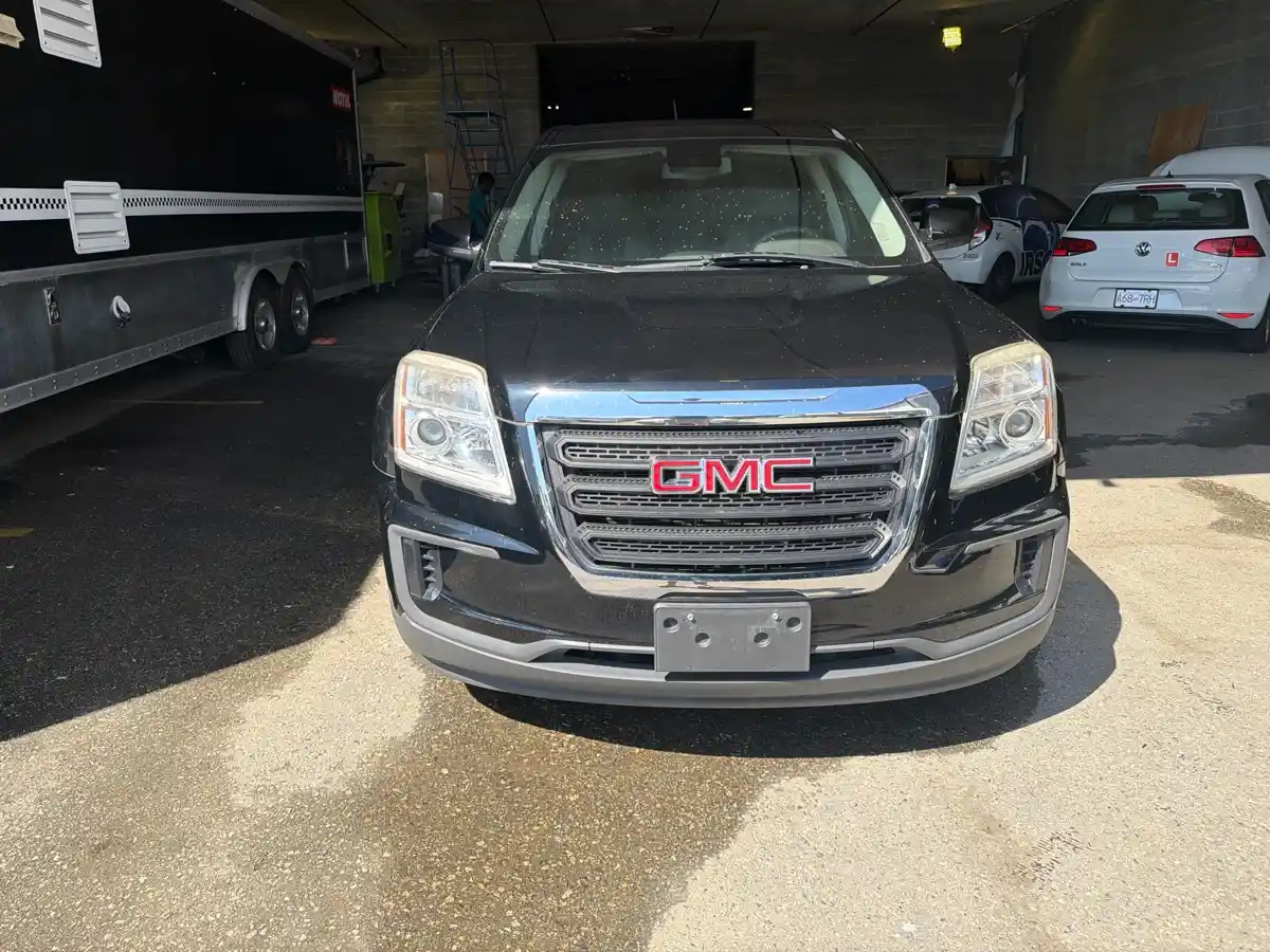 2017 GMC Terrain  SLE AWD - Image 9