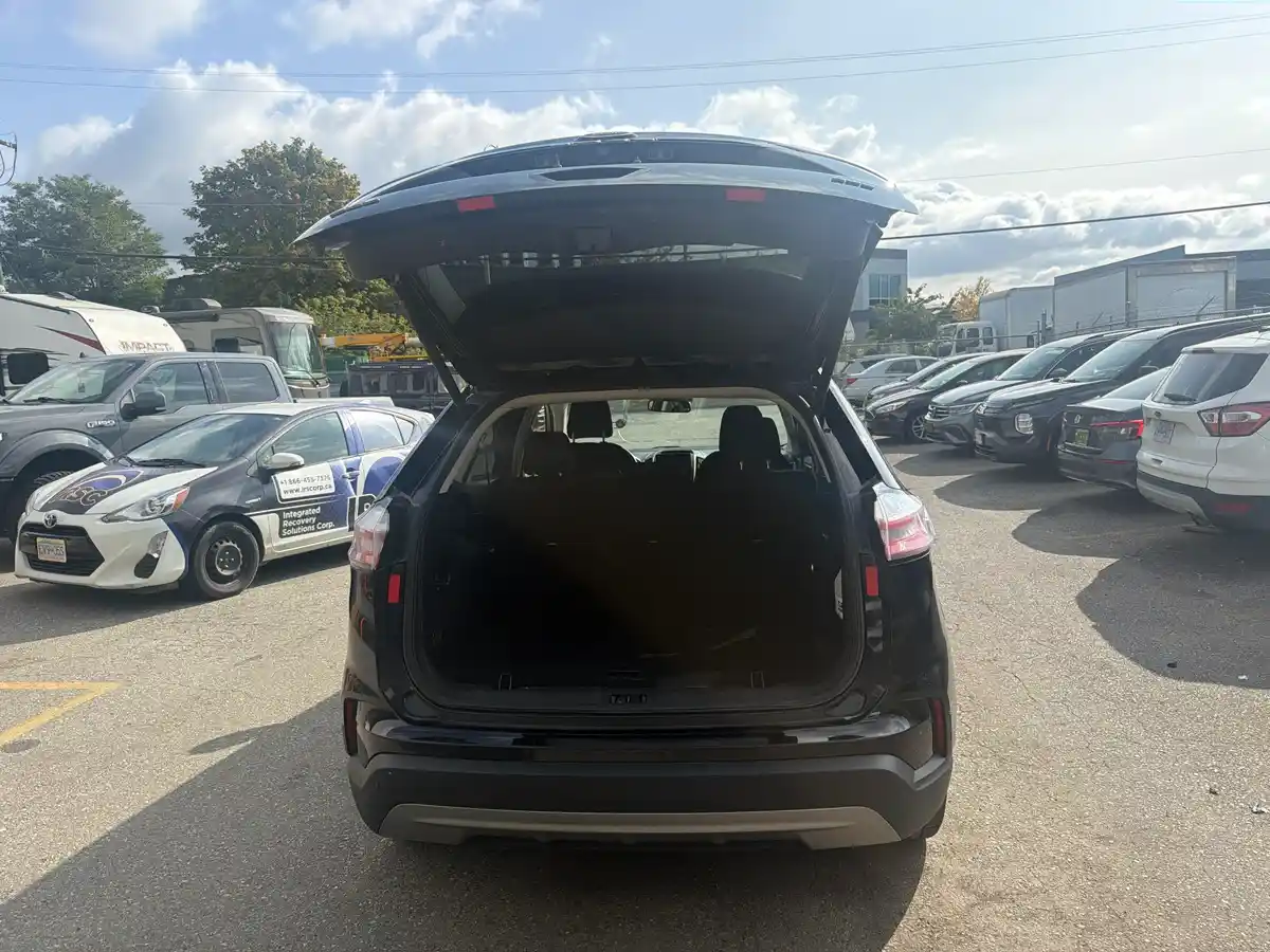 2024 Ford Edge SEL - Image 22