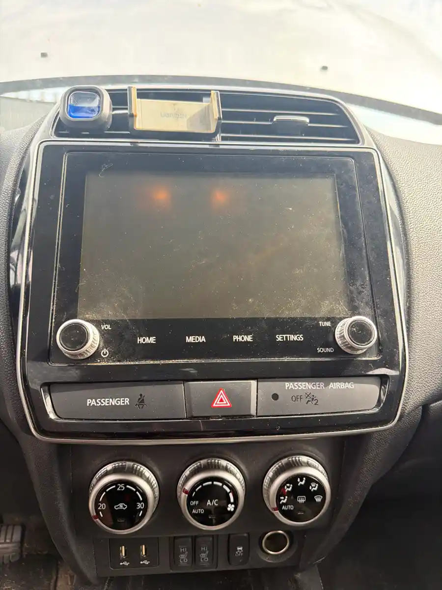 2021 Mitsubishi RVR ES - Image 12