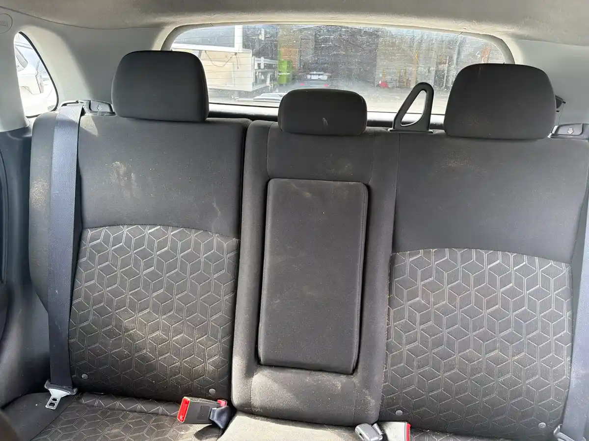 2021 Mitsubishi RVR ES - Image 15
