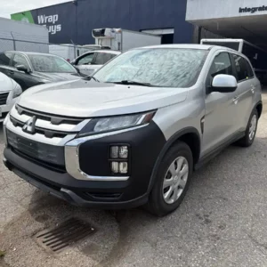 2021 Mitsubishi RVR ES
