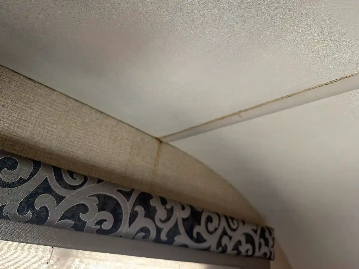 2018 Thor Motor Coach Four Winds 29G - Image 29