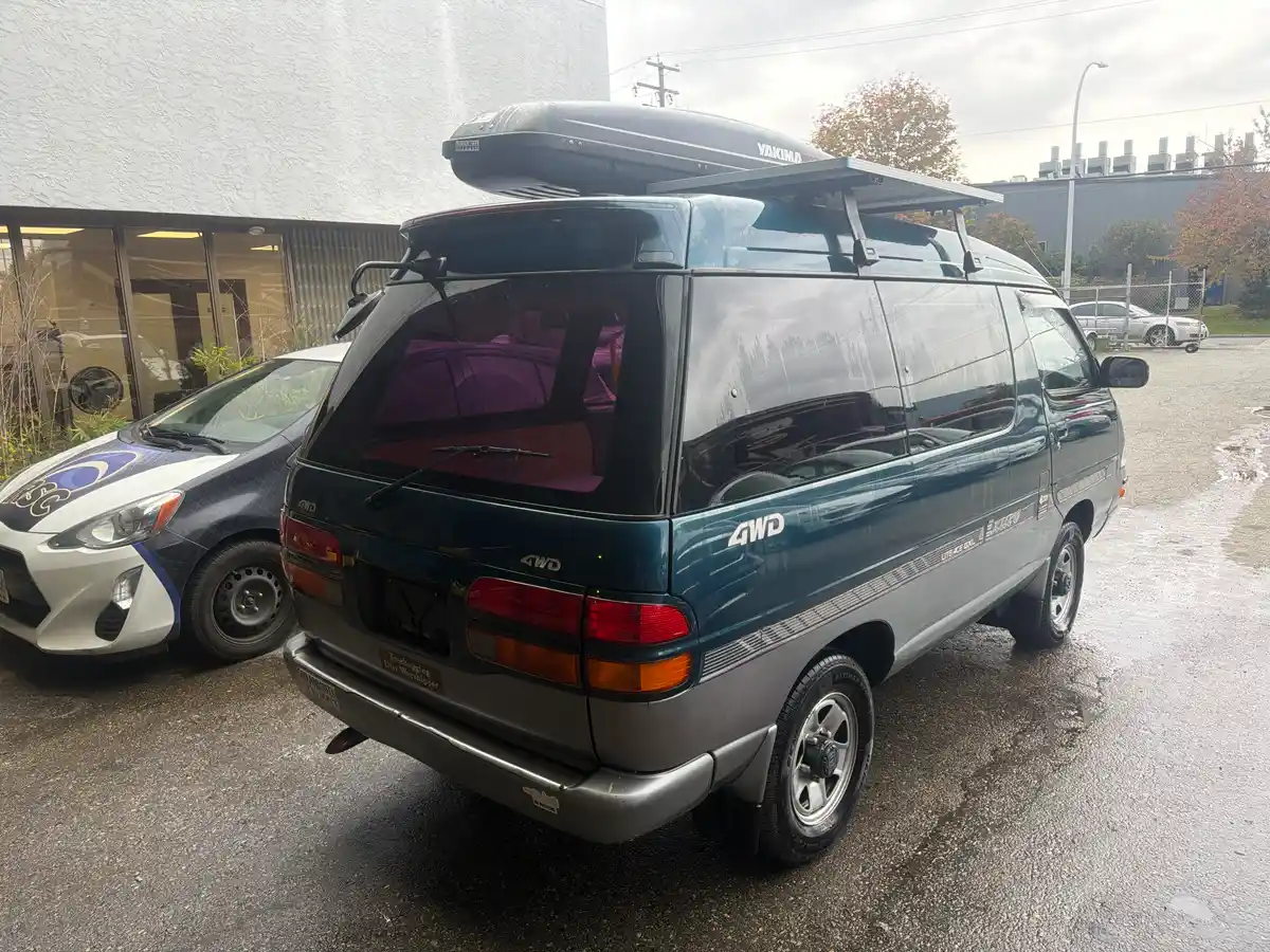 1994 Toyota LiteAce GXL - Image 5