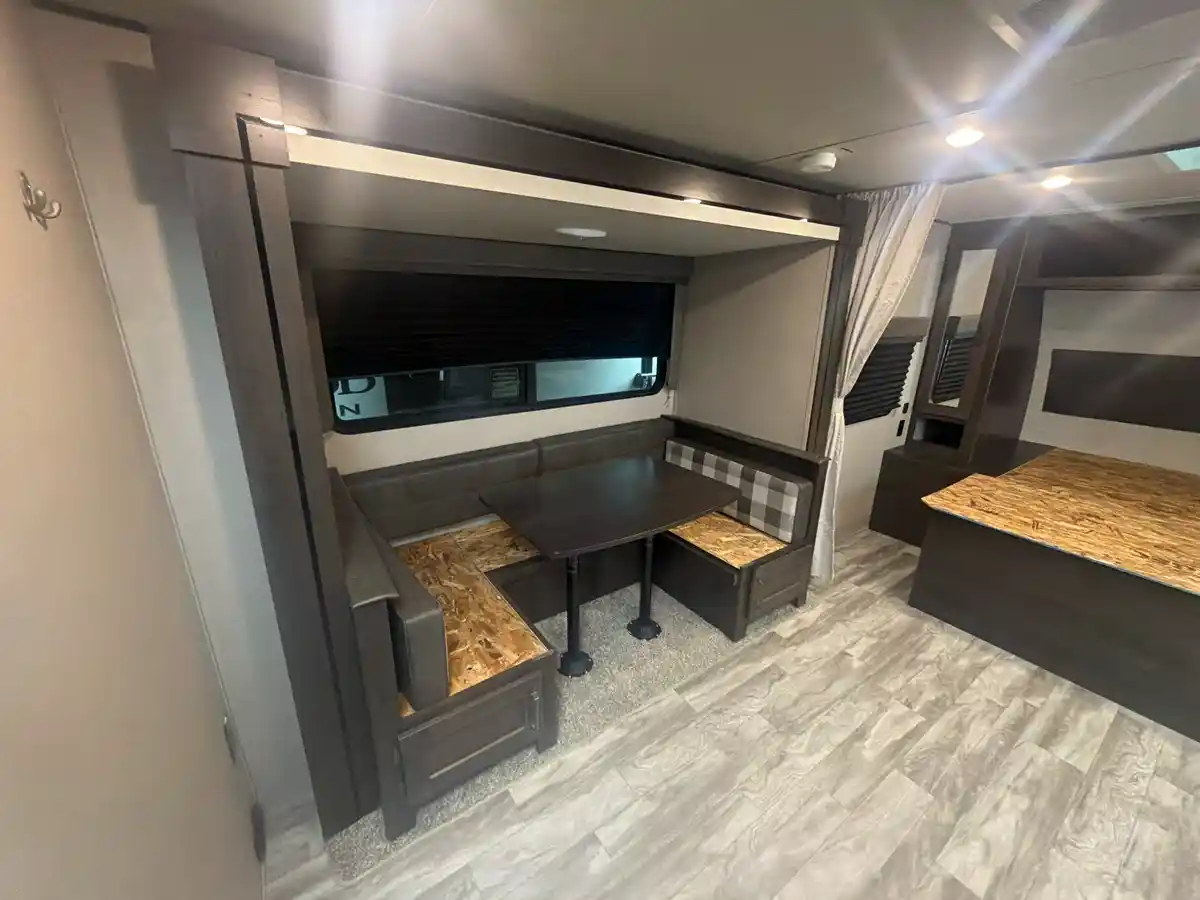 2022 Grand Design Transcend 200MK - Image 7