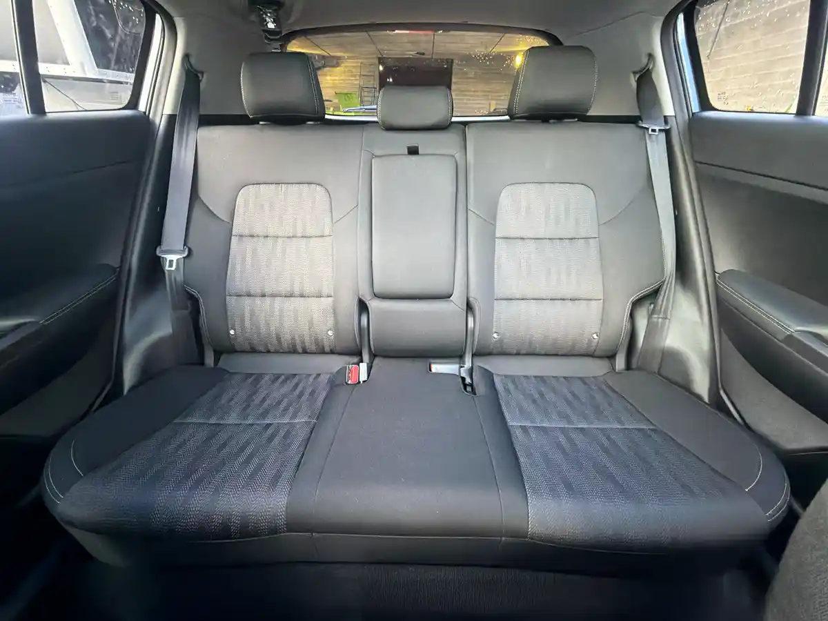 2020 Kia Sportage EX - Image 13