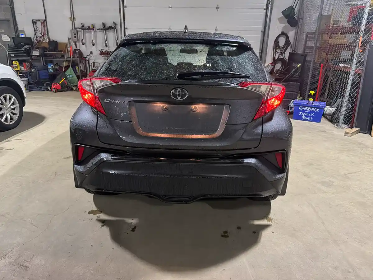 2018 Toyota C-HR - Image 5