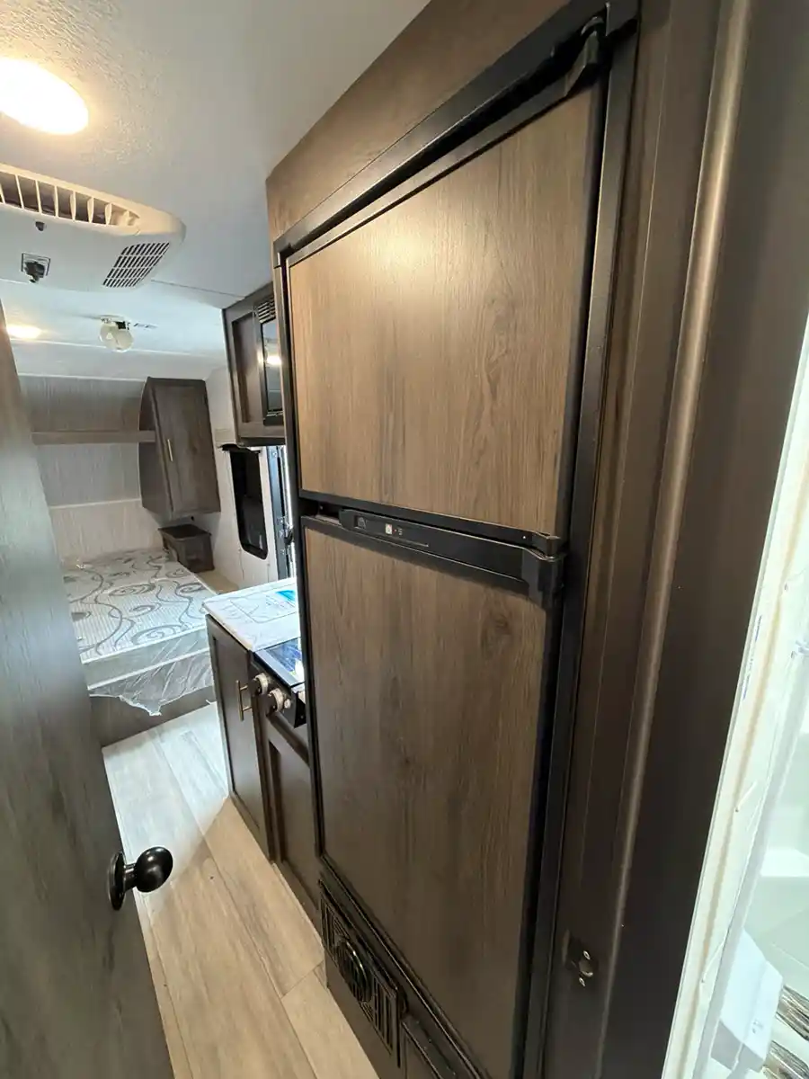 2022 Forest River Viking 17FQ - Image 11