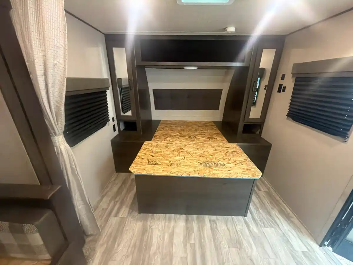 2022 Grand Design Transcend 200MK - Image 14