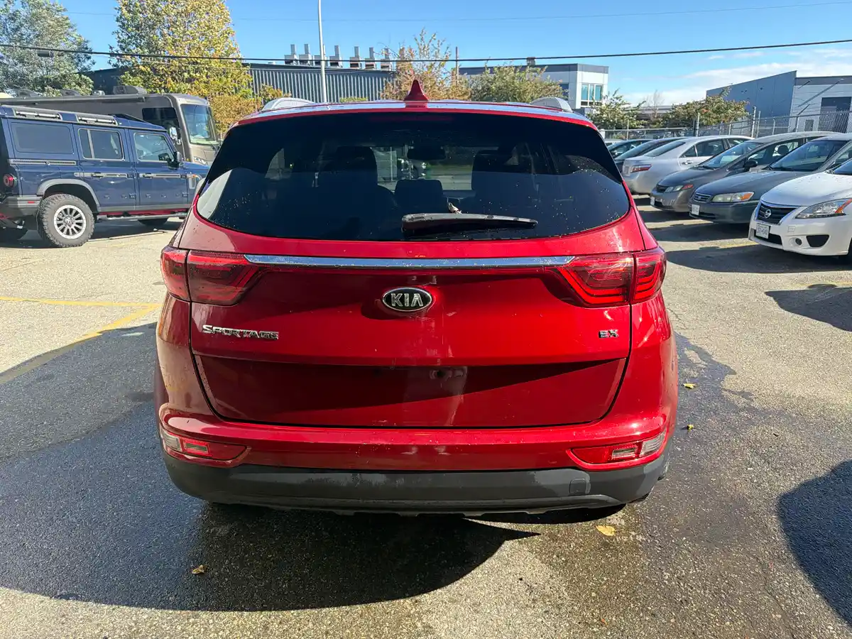2019 Kia Sportage EX - Image 5