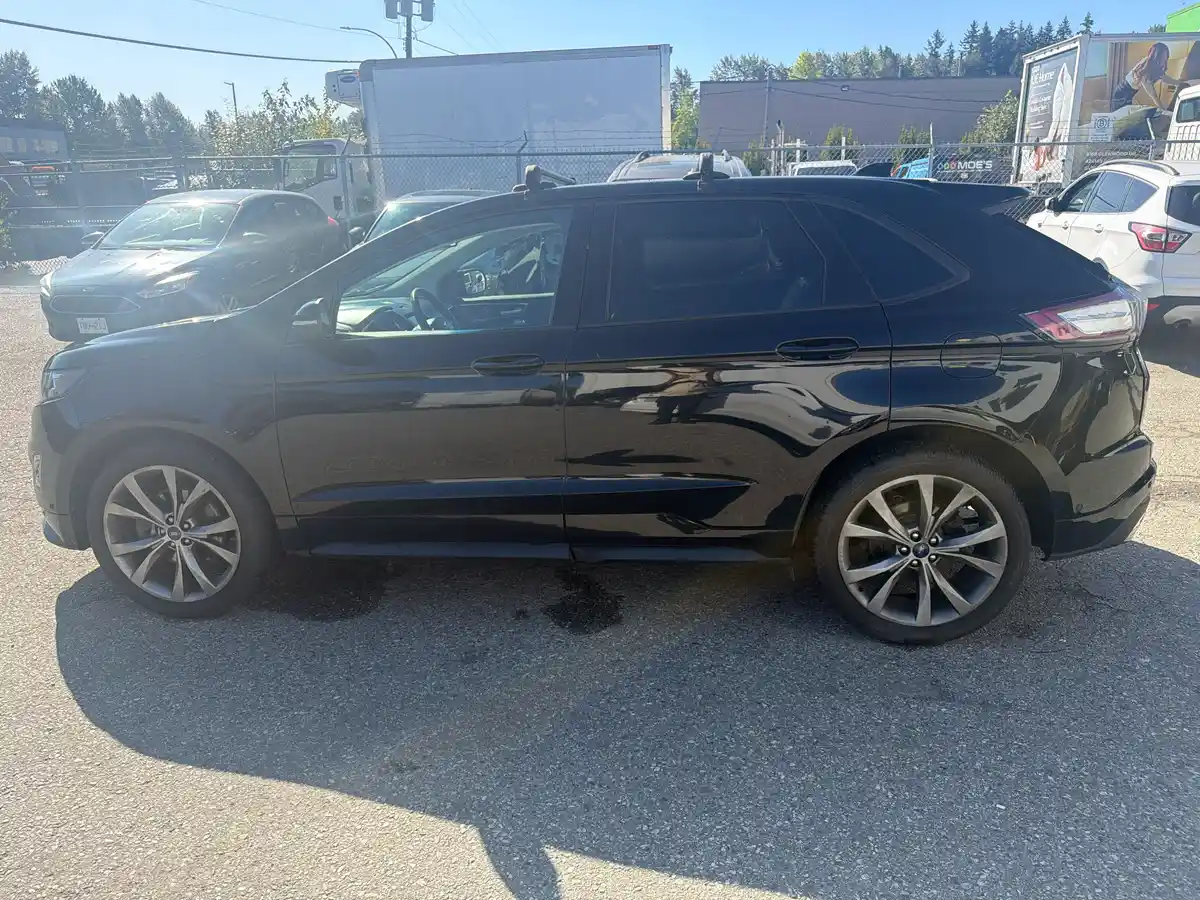 2017 Ford Edge Sport EcoBoost AWD - Image 3