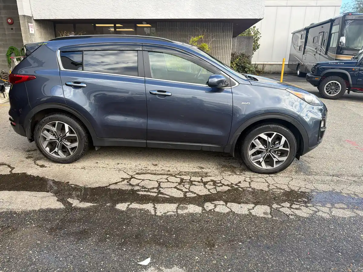 2020 Kia Sportage EX - Image 7