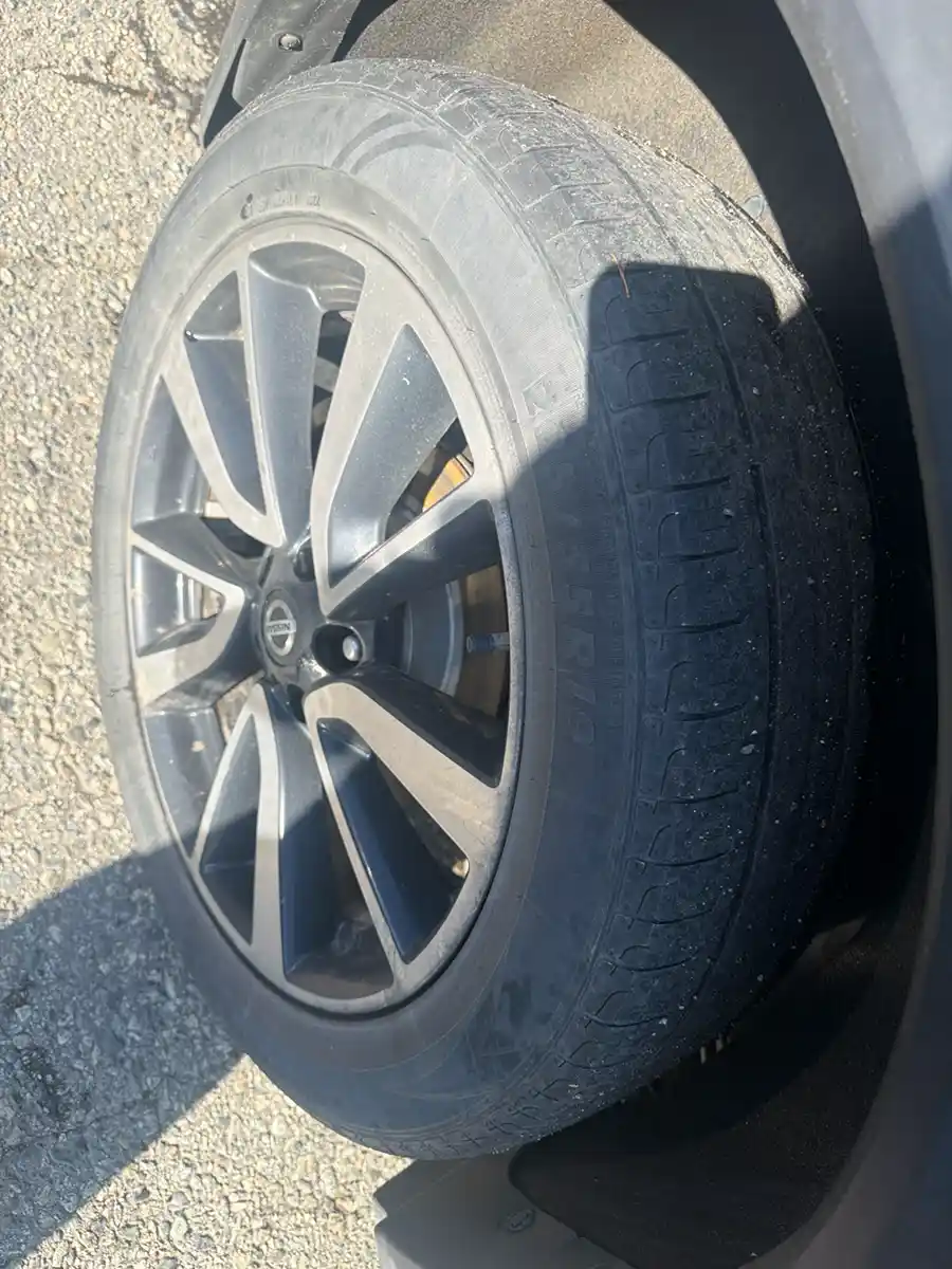2019 Nissan Rogue SL AWD - Image 36