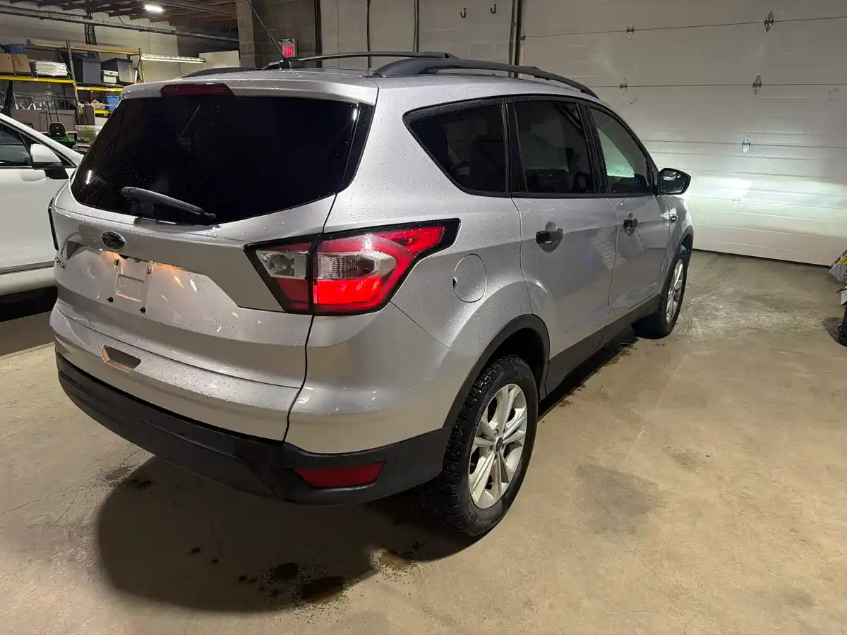2017 Ford Escape S - Image 6