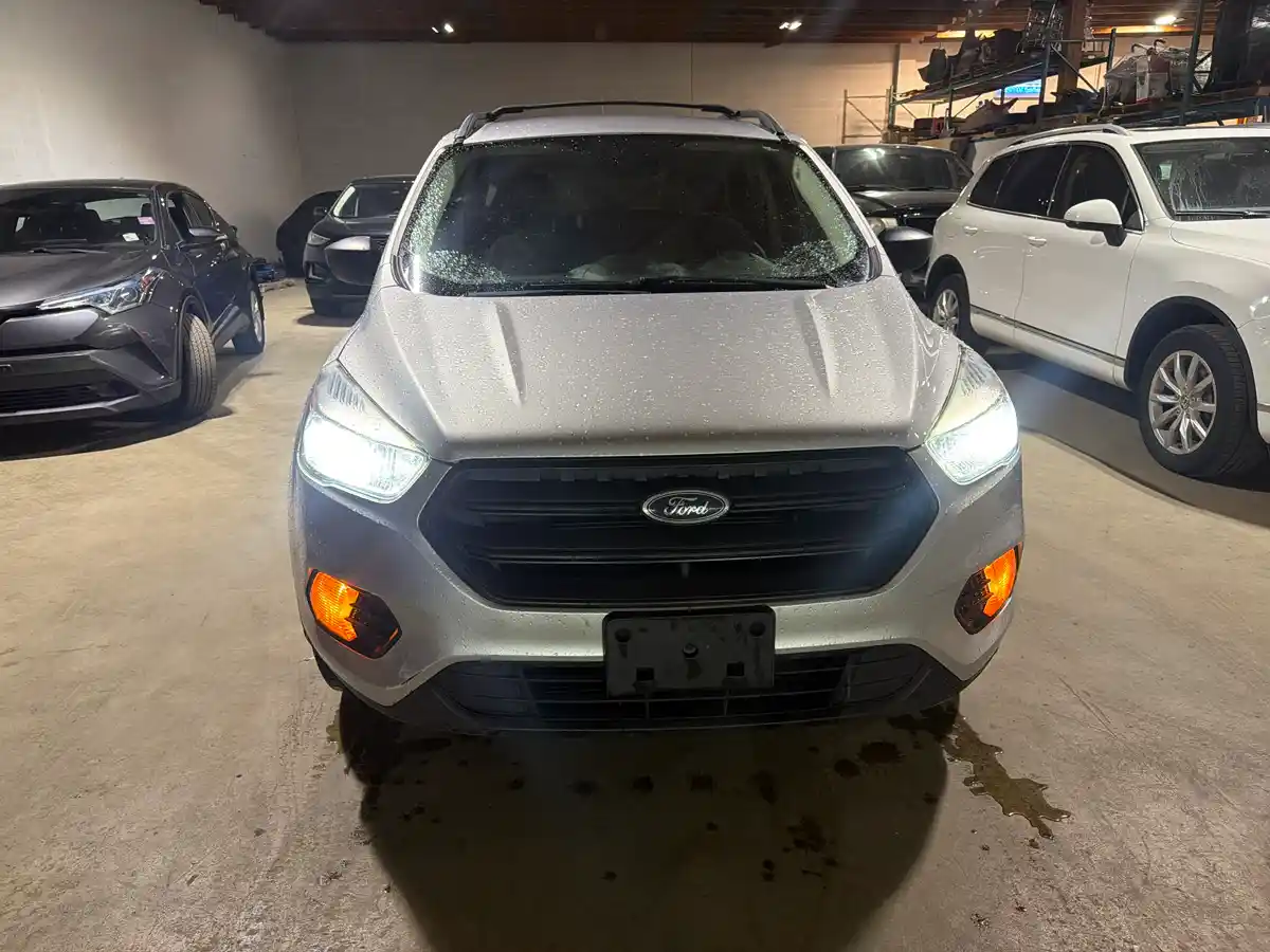 2017 Ford Escape S - Image 9
